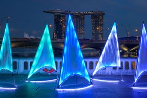 Alina Ling, _Lumba_ (2022). Light to Night Festival: New Ways of Seeing, Thinking, and Being (14 January–3 February 2022). Courtesy National Gallery Singapore.